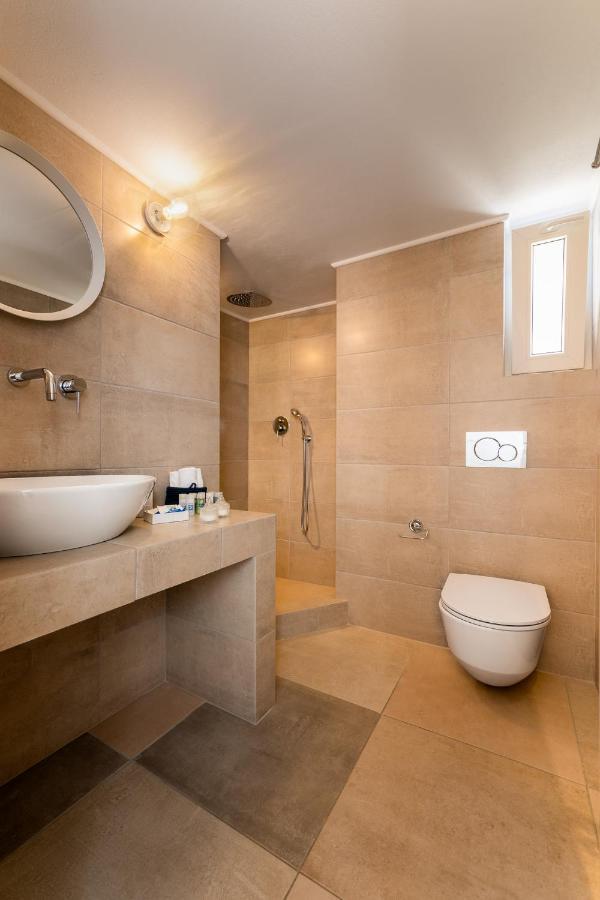 To Rantevou Tis Alykis Rooms & Apartments Kimolos Bagian luar foto