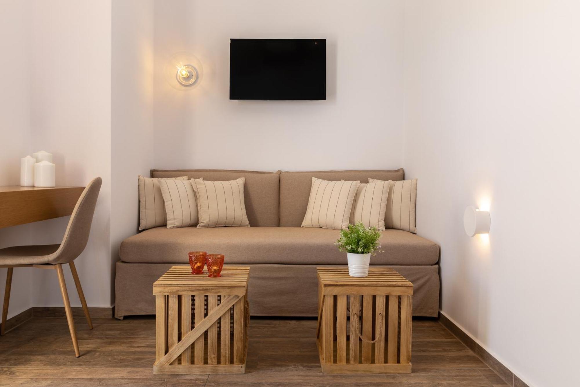 To Rantevou Tis Alykis Rooms & Apartments Kimolos Bagian luar foto