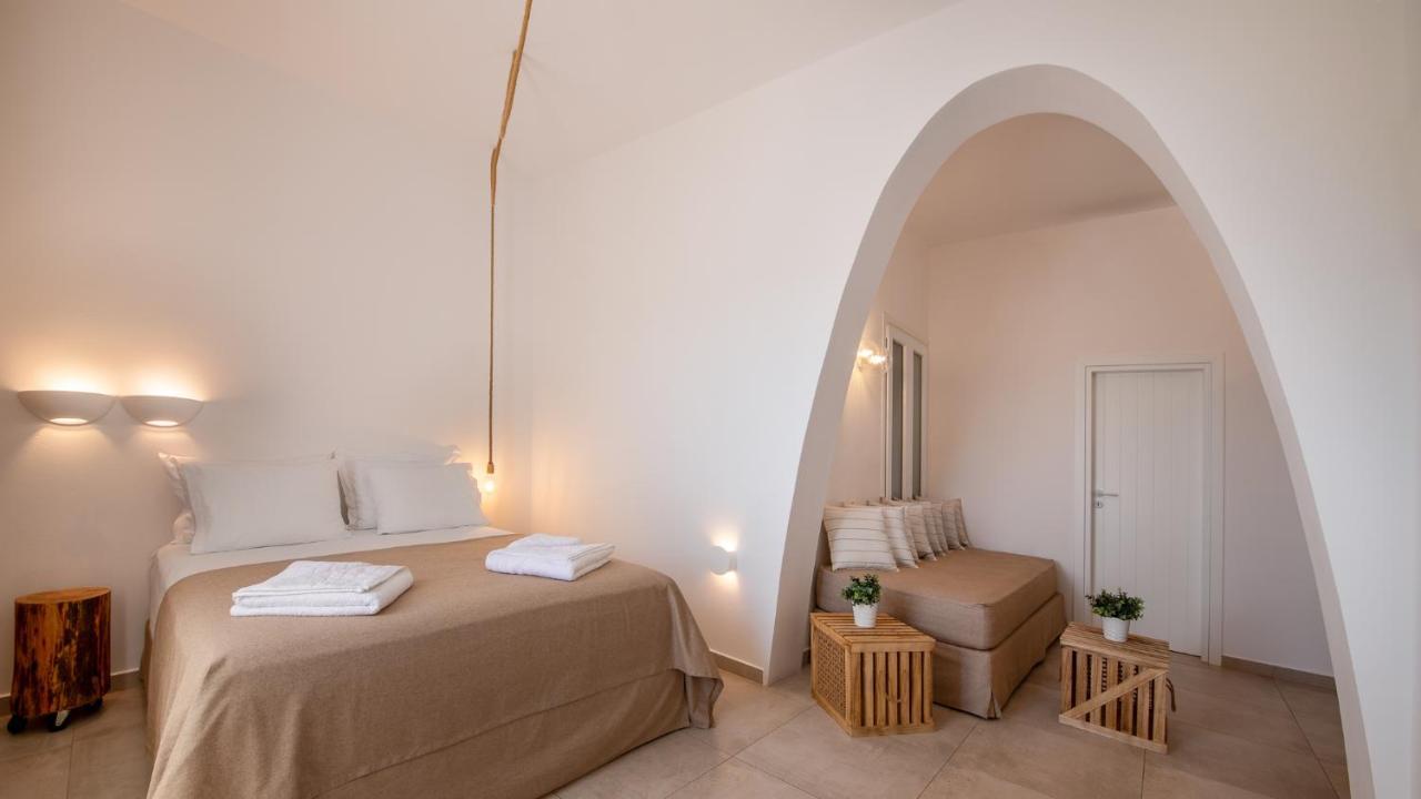 To Rantevou Tis Alykis Rooms & Apartments Kimolos Bagian luar foto