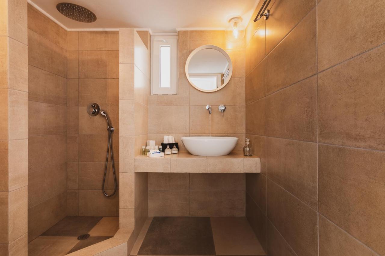 To Rantevou Tis Alykis Rooms & Apartments Kimolos Bagian luar foto