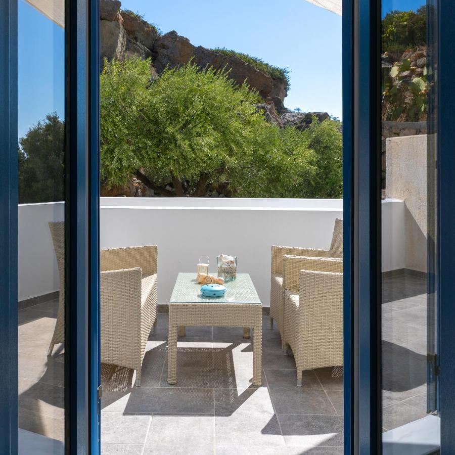 To Rantevou Tis Alykis Rooms & Apartments Kimolos Bagian luar foto